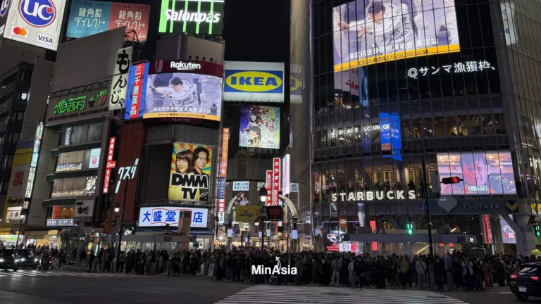 Shibuya Crossing: Onde Tirar a Foto Perfeita do Cruzamento Mais Movimentado do Mundo